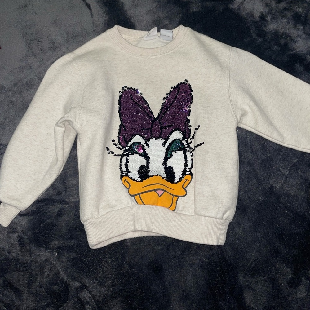 Daffy Duck sequence sweater